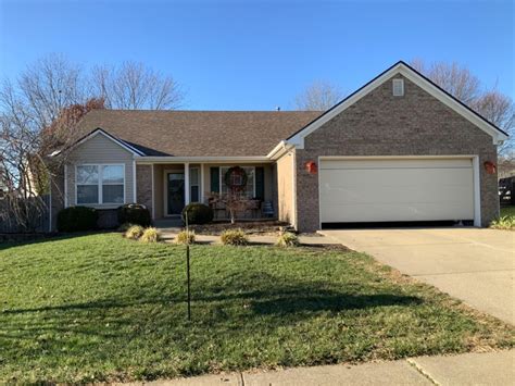 This is a Hampoton style Codo, one of our most popular floor plans 3/2 with a bonus room for an office, crafts etc. . Homes for sale in woodford county ky